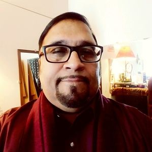 Meet your Posher, Tariq